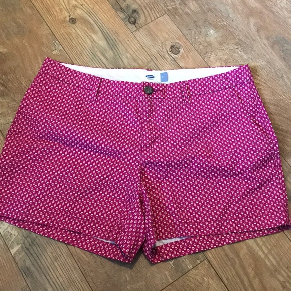 🛍️4/$20🛍️ Pink Patterned Old Navy Shorts - Picture 2 of 7